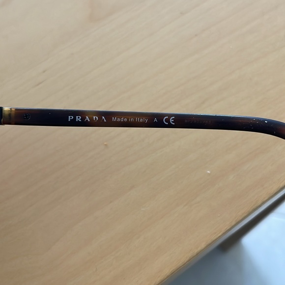 Prada glasses with case - Picture 3 of 4